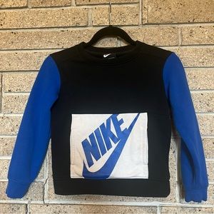 Boys Nike sweater size 7